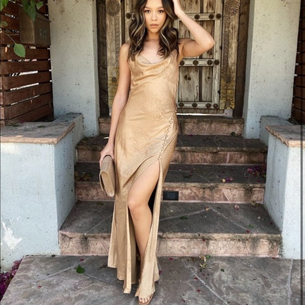 Starlow "Like A Rose" Button Slip Dress